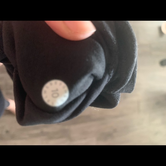 NWOT LULULEMON Align Pant Embossed - Picture 5 of 5